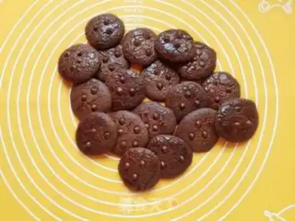 Make Chocolate cocoa cookies step 7