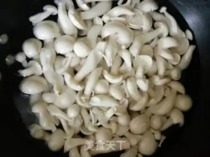 Make White mushrooms step 1