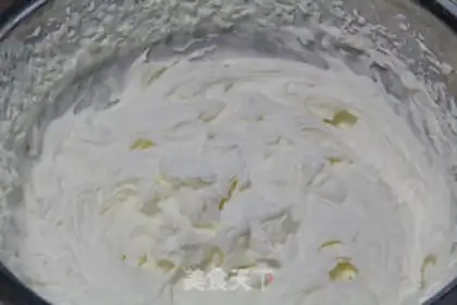 Make White chocolate mousse step 9