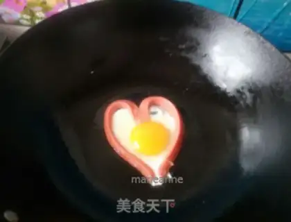 Make Sweet egg and vegetable noodles step 4