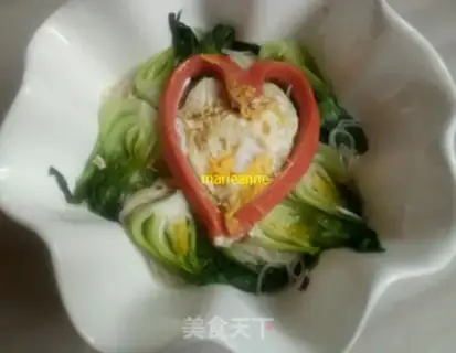 Make Sweet egg and vegetable noodles step 9