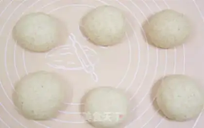 Make All wheat sesame sacks step 2