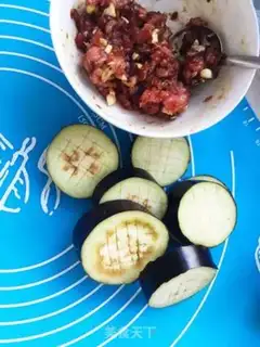 Make Cheese and pineapple step 0