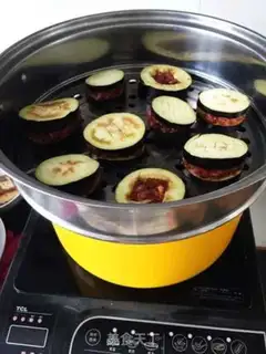 Make Cheese and pineapple step 3