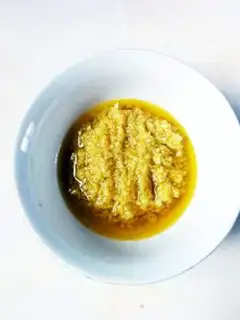Make Garlic scallops step 4