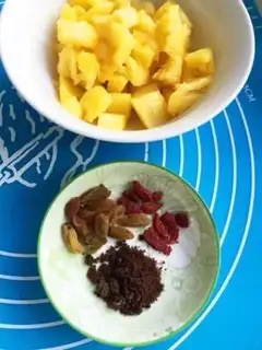 Make Cheese and pineapple step 5