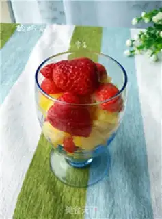 Make Yogurt and fruit step 5