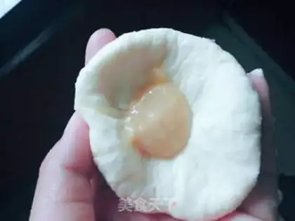 Make Egg-bread step 1