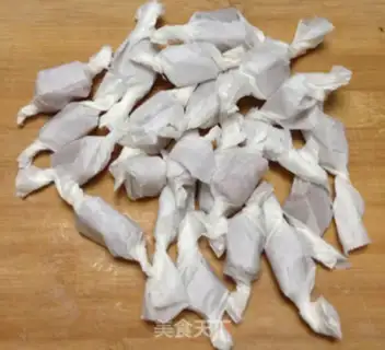 Make Strawberry milk candy step 12
