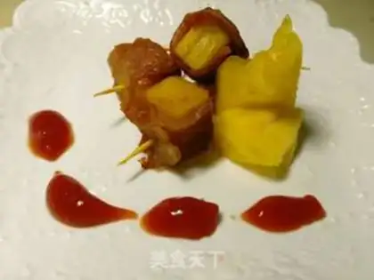 Make Pineapple bacon roll step 4