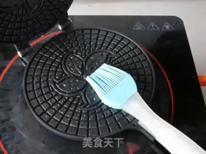 Make Fry onion omelet step 11
