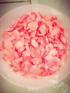 Make Rose honey step 1
