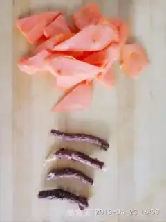 Make Red-hot salmon with fish tails step 3