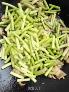 Make Garlic fried meat step 5