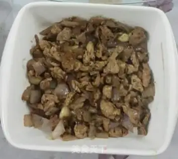 Make Shrimp pork pizza step 11