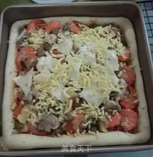 Make Shrimp pork pizza step 17