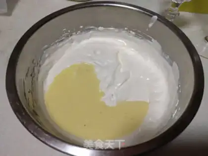 Make Strawberry Charlotte step 21