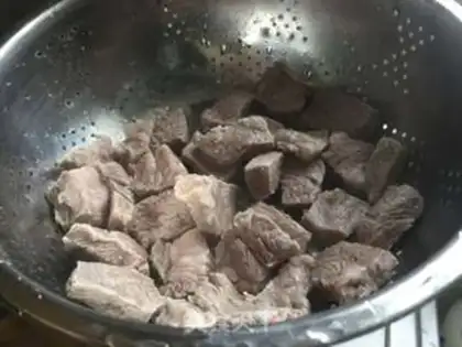 Make Curry beef rice step 2