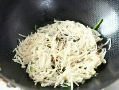 Make Golden mushrooms and fat cows step 4