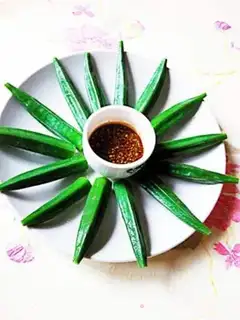 Make The white sunflower step 8