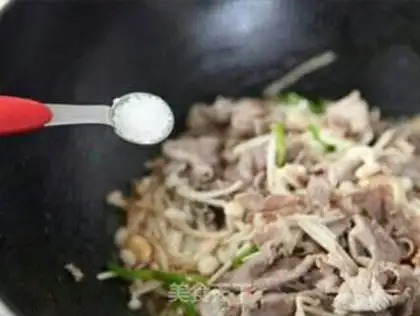Make Golden mushrooms and fat cows step 6