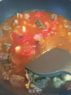 Make Tomato beef noodles step 2