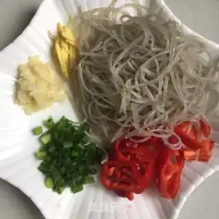 Make Spicy beef fans step 1