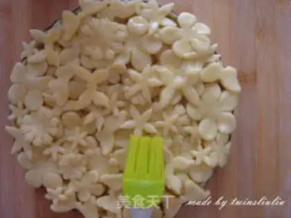 Make Flower apple pie step 18