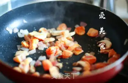 Make Japanese omelet step 2