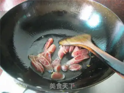 Make Four sausages step 4