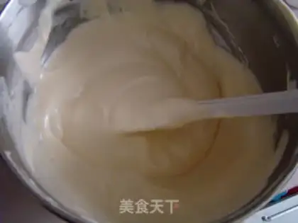 Make Fruit cream box cake step 2