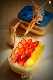 Make Fruit cream box cake step 12