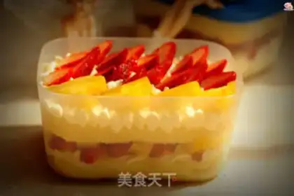 Make Fruit cream box cake step 13