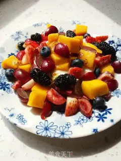 Make Cinnamon yogurt fruit tower step 3