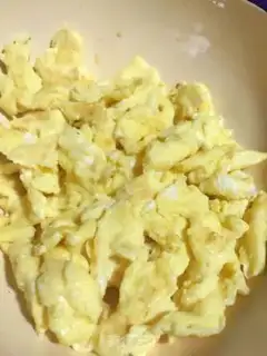 Make Five-coloured mushrooms step 1