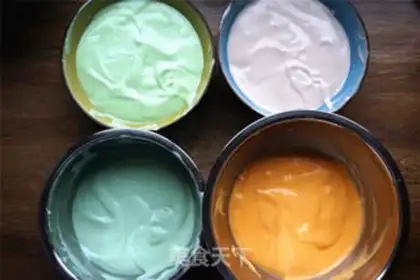 Make Rainbow cake step 6