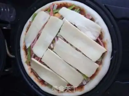 Make Luxury double-packed pizza step 15