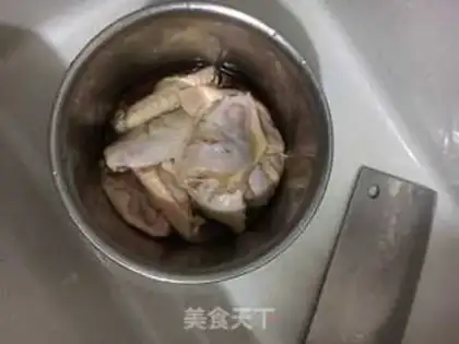 Make Red burning of Orleans chicken wings step 2