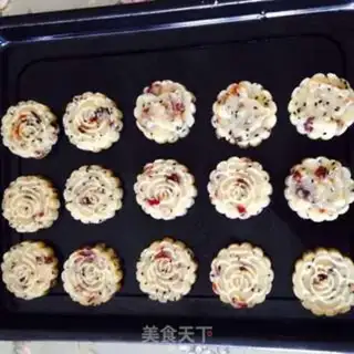 Make raisin sesame peaches step 7