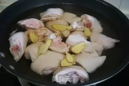 Make Pork hoof soup step 5