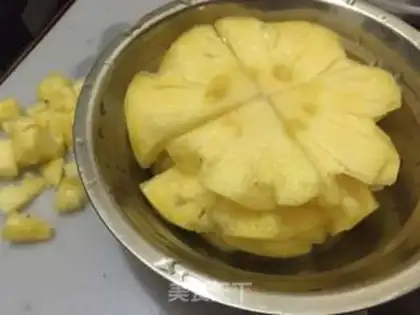 Make Pineapple jam step 1