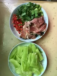 Make Puffing up the meat step 1