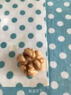 Make Amber walnuts step 2