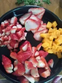 Make Fruit birthday cake step 2
