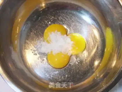 Make Fruit yogurt cup step 1
