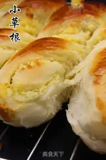 Make Milky coconut rolls step 18