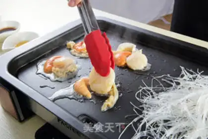 Make Garlic scallops for fans step 1
