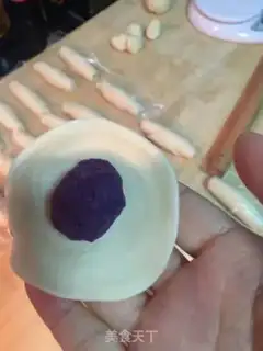 Make Sioux moon cake step 6