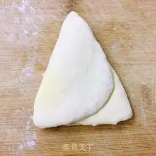 Make Leaf and coconut bread step 7