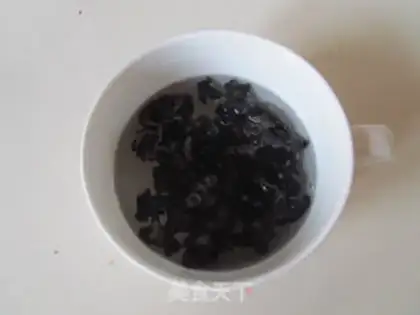 Make Old juicy cucumber step 0